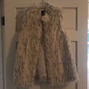 Fur vest